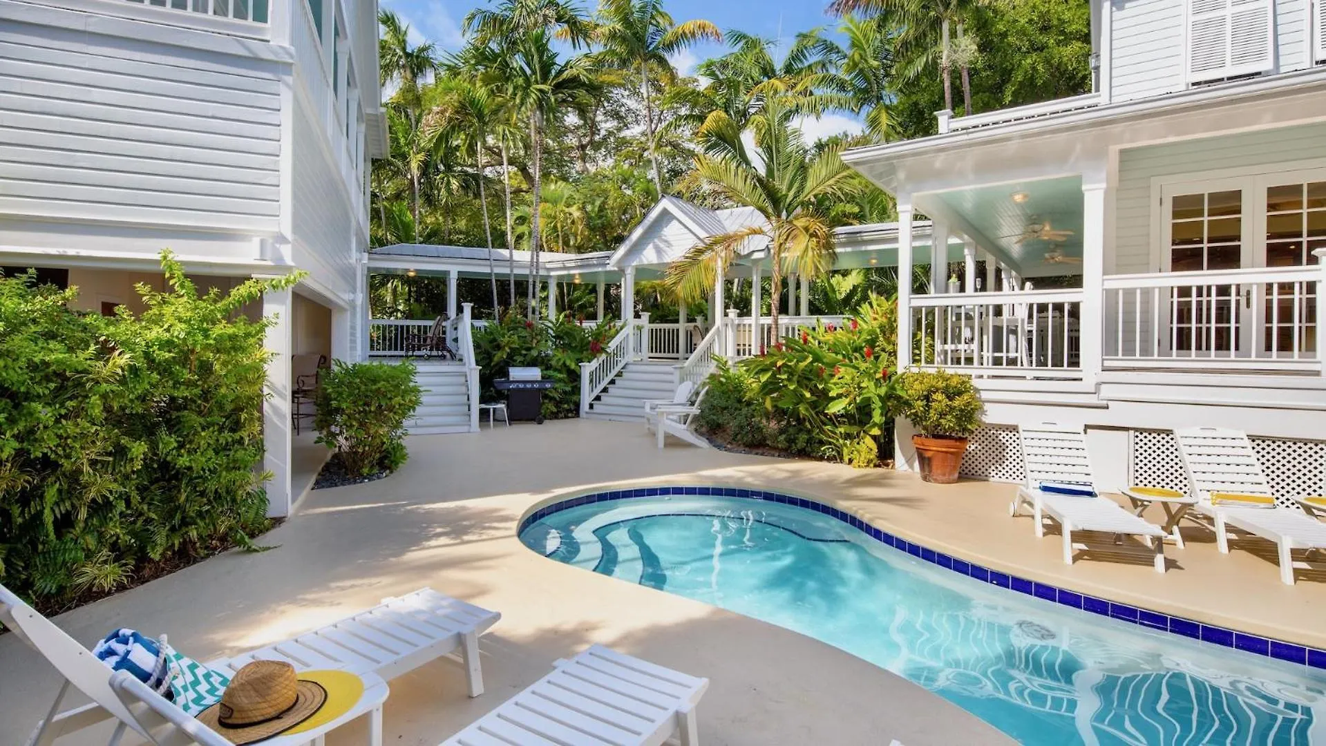 Grand Key Oasis By Last Key Realty Key West